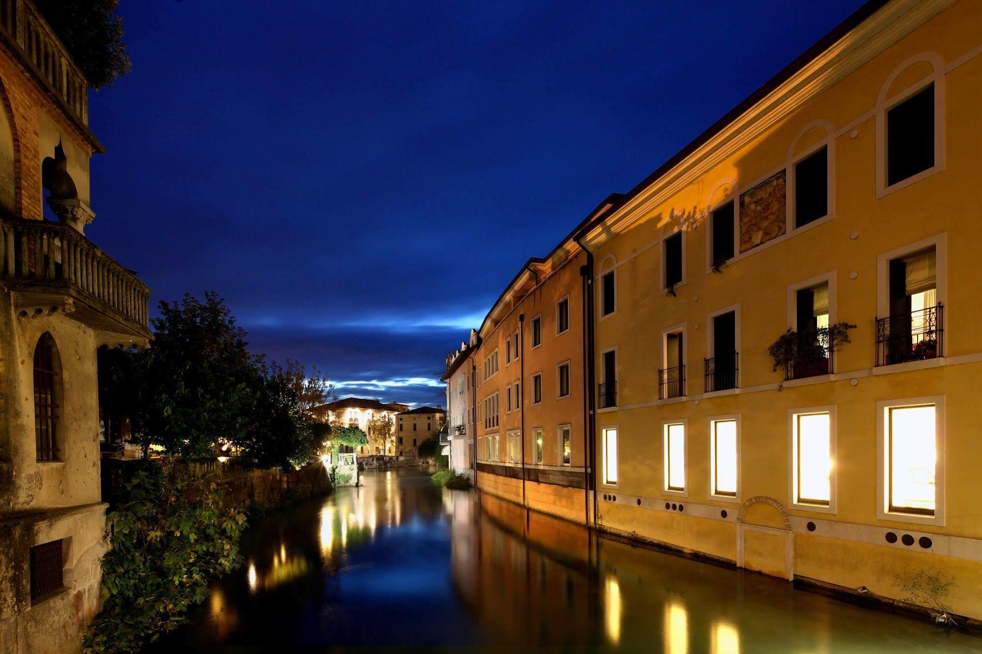Hotel Due Leoni Sacile Esterno foto